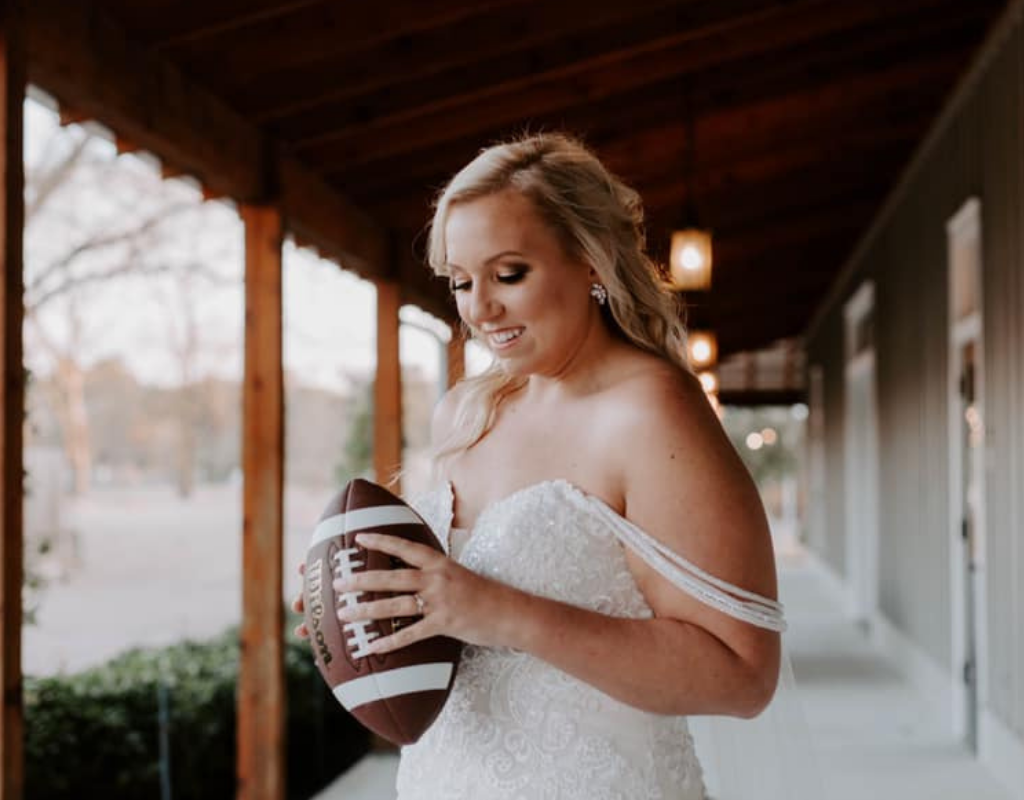 Tips for Planning a Wedding During Football Season